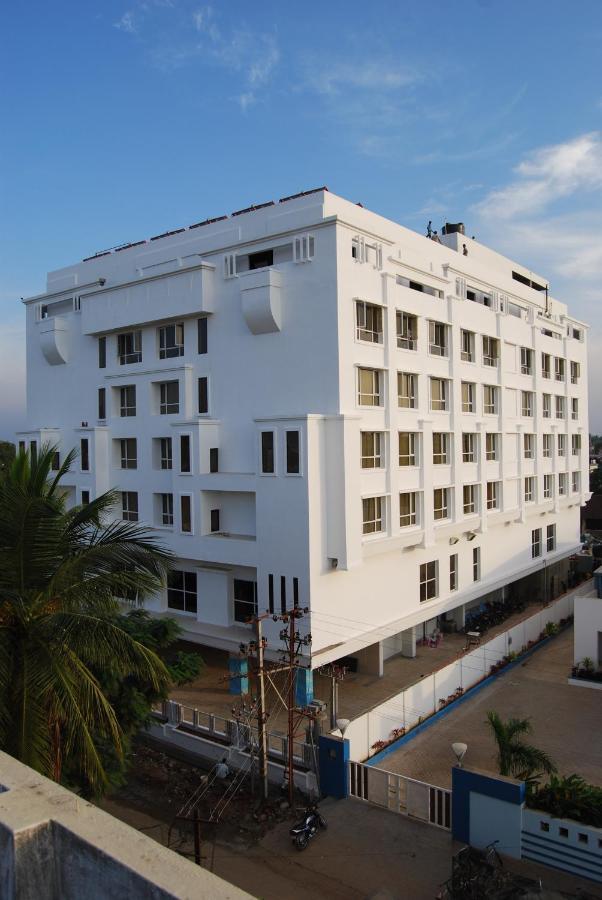 Hotel Royal Park Kākināda Zewnętrze zdjęcie