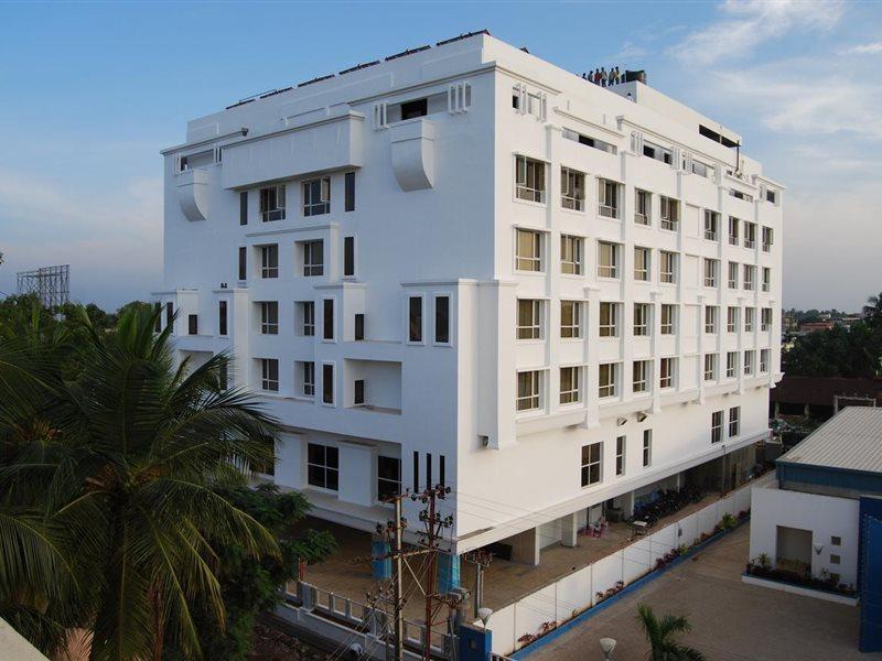 Hotel Royal Park Kākināda Zewnętrze zdjęcie
