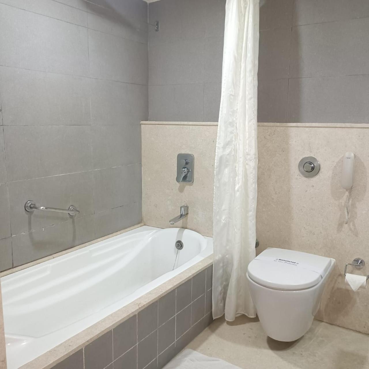 Hotel Royal Park Kākināda Zewnętrze zdjęcie