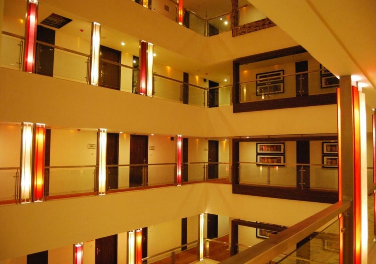 Hotel Royal Park Kākināda Zewnętrze zdjęcie